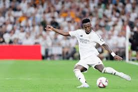 黎伊扬21+9约瑟夫-杨27分 福建大胜送深圳3连败.